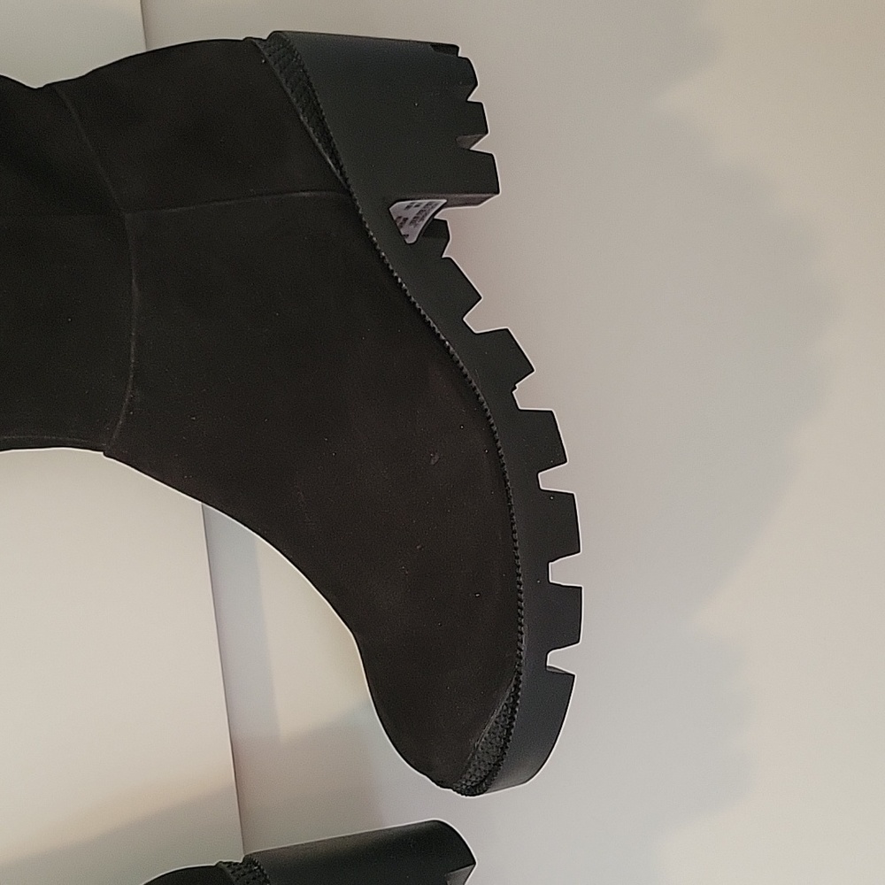 Shutz violets boots,9,new in box - Picture 2 of 6